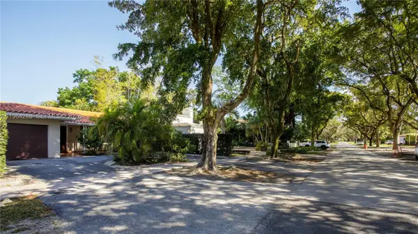 927 Catalonia Avenue, Coral Gables, FL 33134