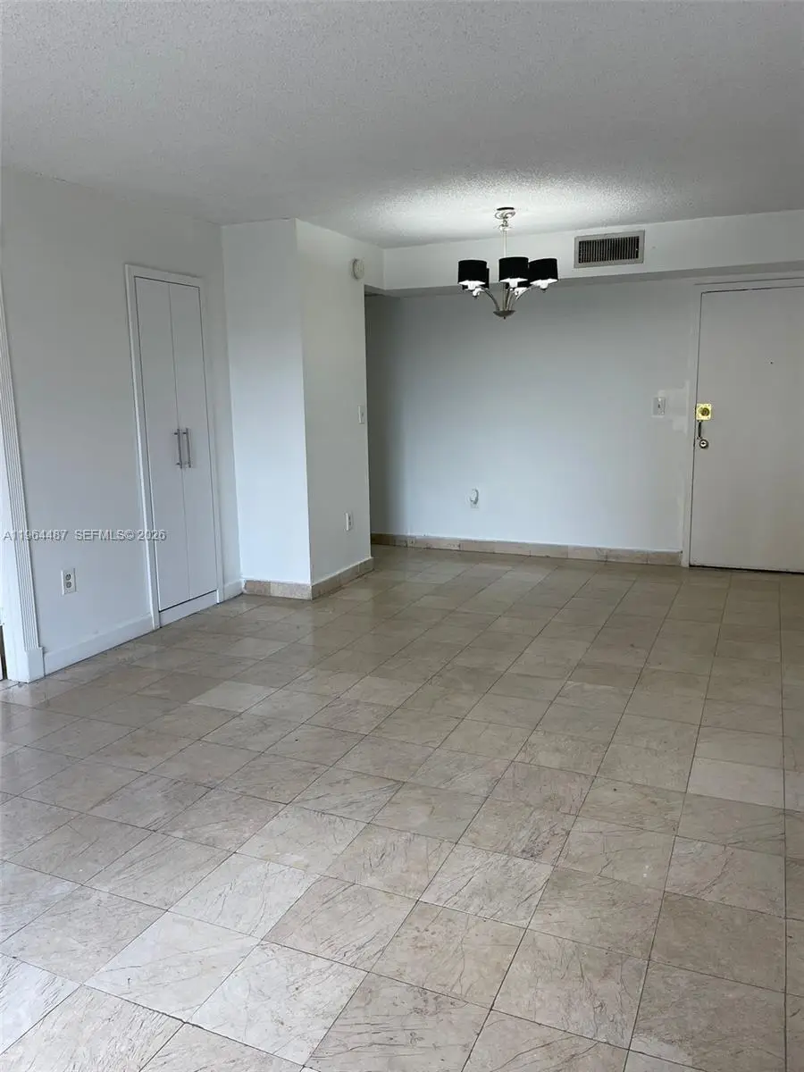4721 NW 7th Street #30512, Miami, FL 33126 - #1