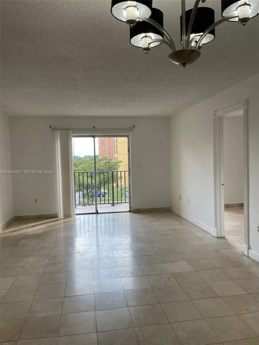4721 NW 7th Street #30512, Miami, FL 33126 - #3