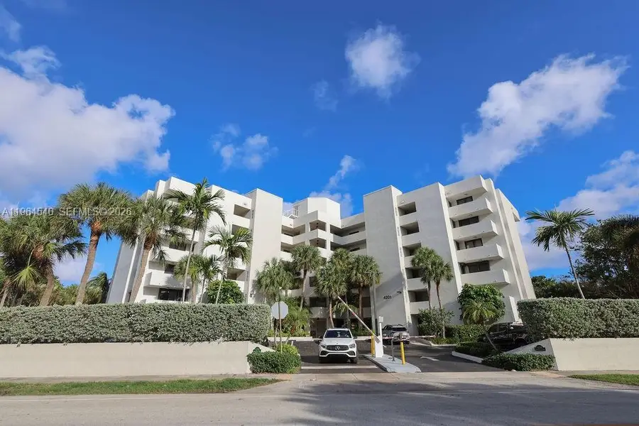 4201 N Ocean Drive #304, Hollywood, FL 33019 - #2
