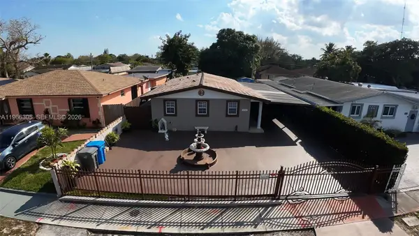 5720 SW 39th Street, West Park, FL 33023