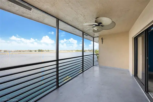 471 Ives Dairy Road #4023, Miami, FL 33179