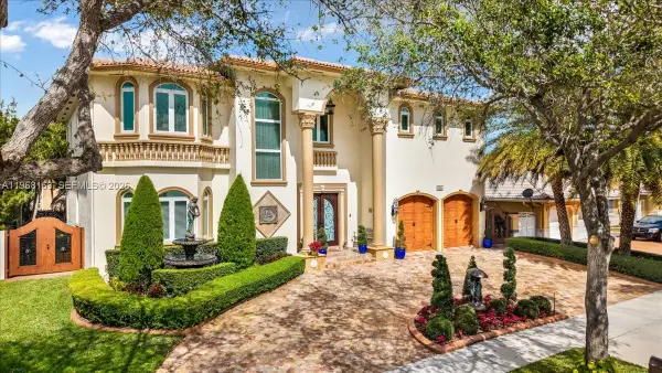 7851 NW 166th Terrace, Miami Lakes, FL 33016