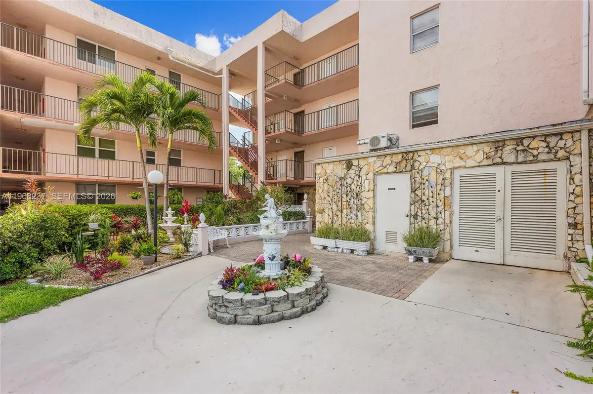 2861 Somerset Drive #104, Lauderdale Lakes, FL 33311 - #1