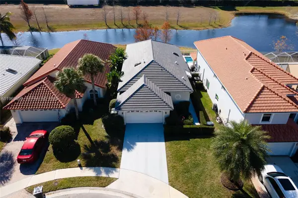 2668 Country Golf Drive, Wellington, FL 33414