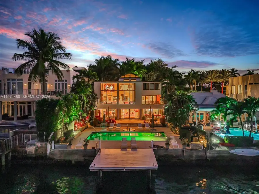 279 N Hibiscus Drive, Miami Beach, FL 33139 - #2