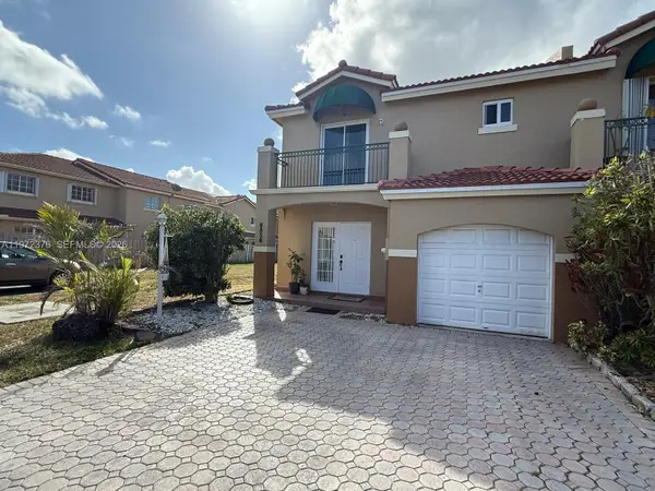 Address Withheld By Seller, Miami, FL 33193