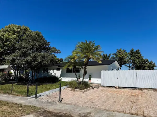 15715 SW 302nd Terrace, Homestead, FL 33033