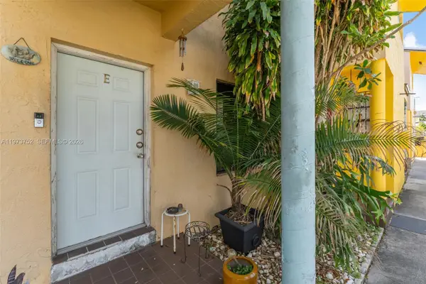 1613 NW 16th Street E #E, Miami, FL 33125