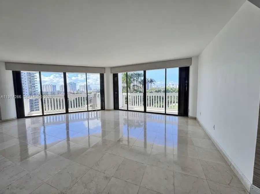 2000 Island Boulevard #606, Aventura, FL 33160 - #2