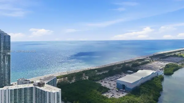 100 Bayview Drive #1106, Sunny Isles Beach, FL 33160