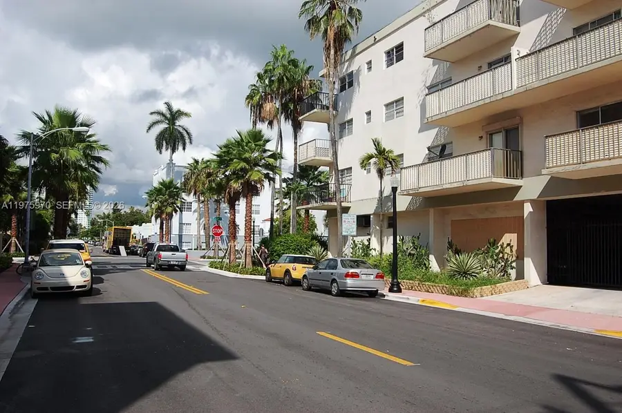 701 Euclid Avenue #403, Miami Beach, FL 33139 - #2