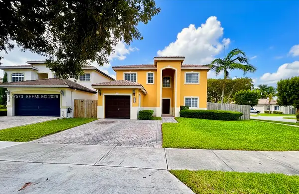 20830 SW 90th Place, Cutler Bay, FL 33189