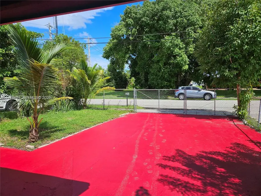 2121 NW 26th Avenue, Fort Lauderdale, FL 33311 - #2