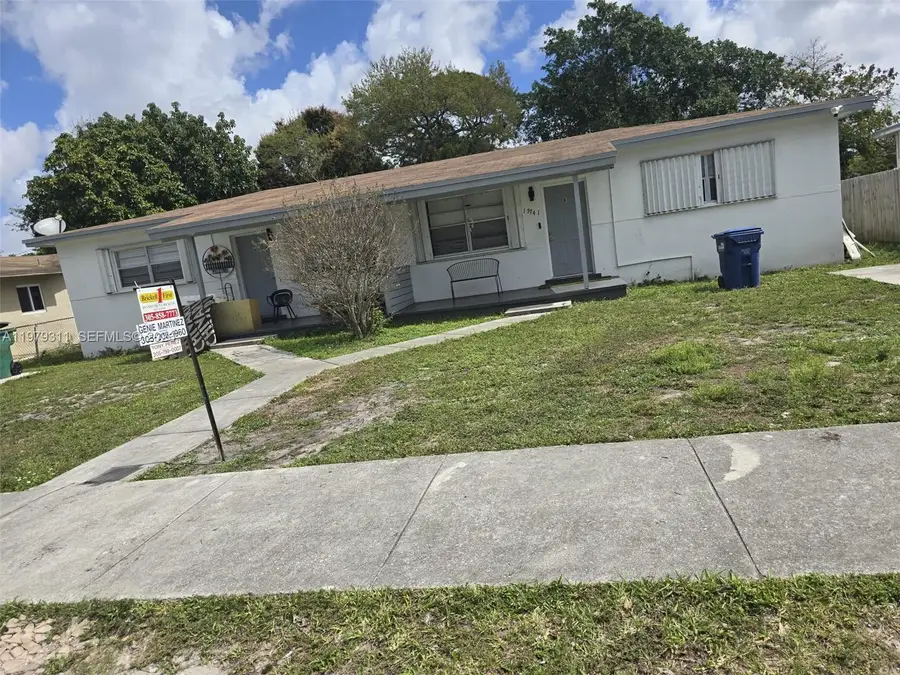 15741 NW 38th Place, Miami Gardens, FL 33054 - #3
