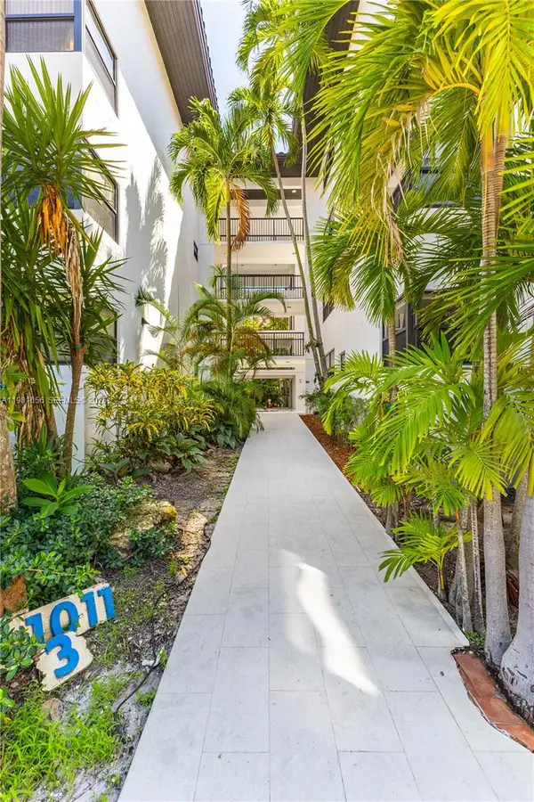 101 Ocean Lane Drive #1013, Key Biscayne, FL 33149