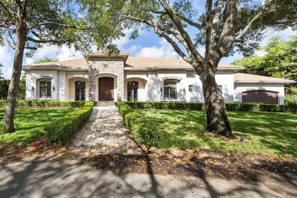 7140 SW 70th Avenue, Miami, FL 33143