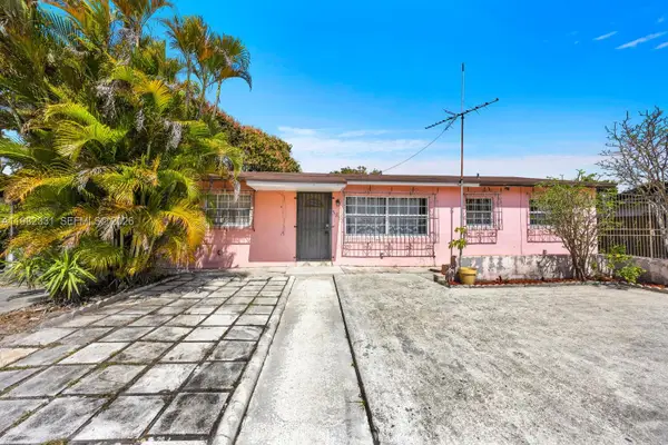 3853 NW 209th Street, Miami Gardens, FL 33055
