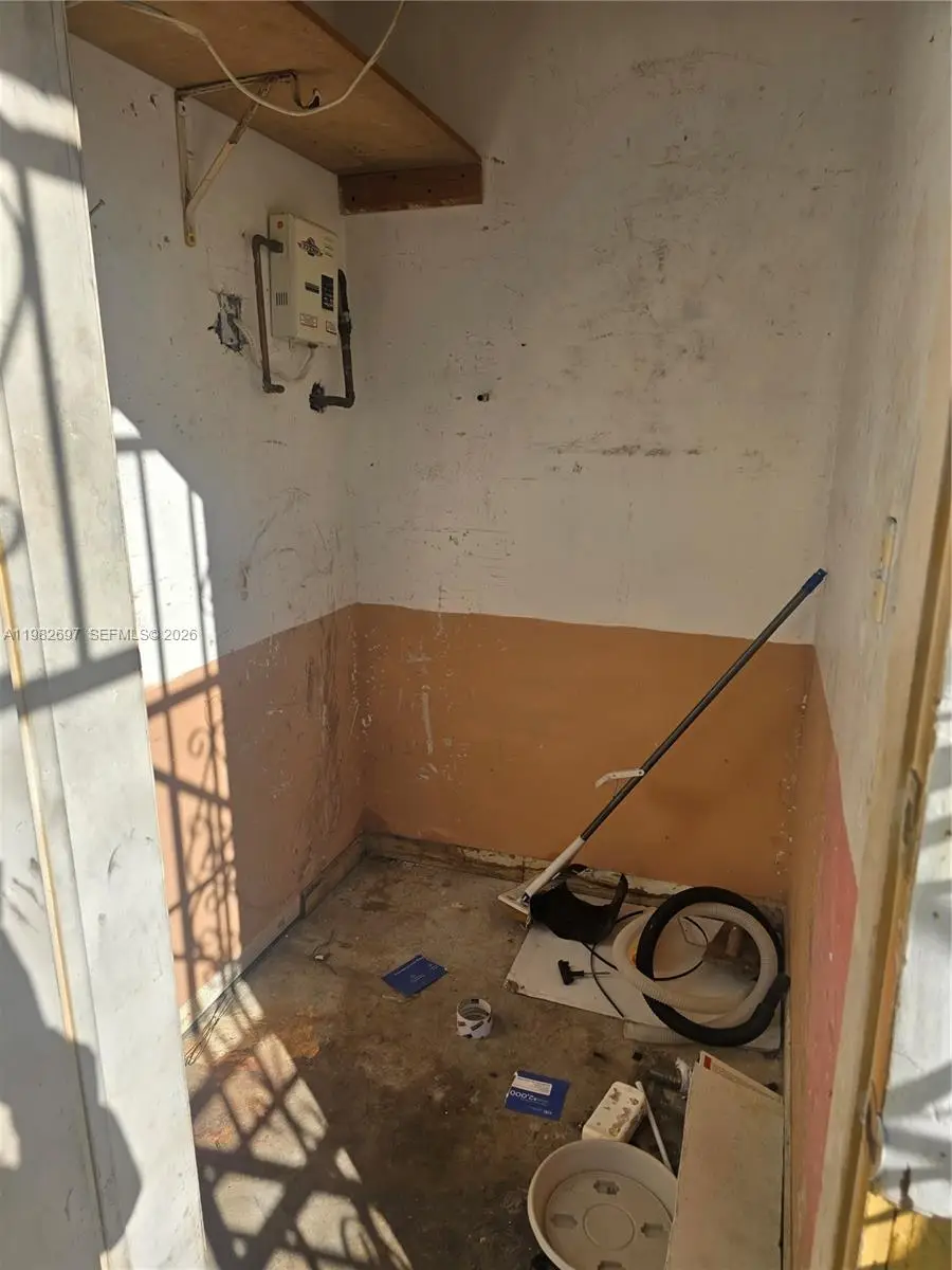 Address Withheld By Seller, Miami, FL 33165 - #2