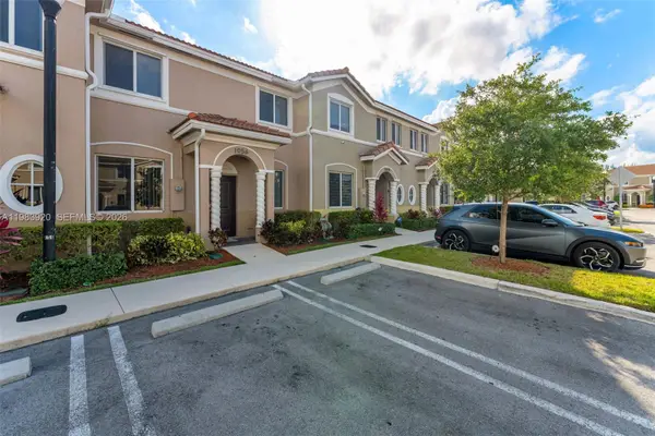 1056 SE 24th Avenue, Homestead, FL 33035