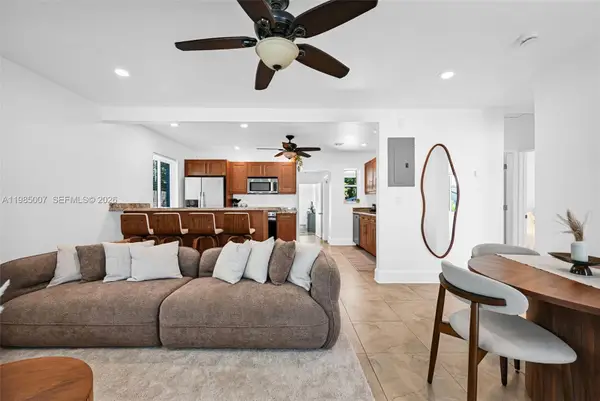 1328 N Andrews Avenue, Fort Lauderdale, FL 33311