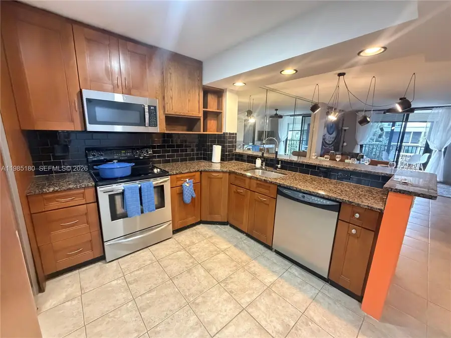 896 N Federal Hwy 326 #326, Lantana, FL 33462 - #2
