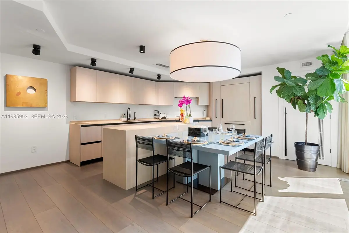 601 NE 27 Th104 #TH104, Miami, FL 33137 - #1