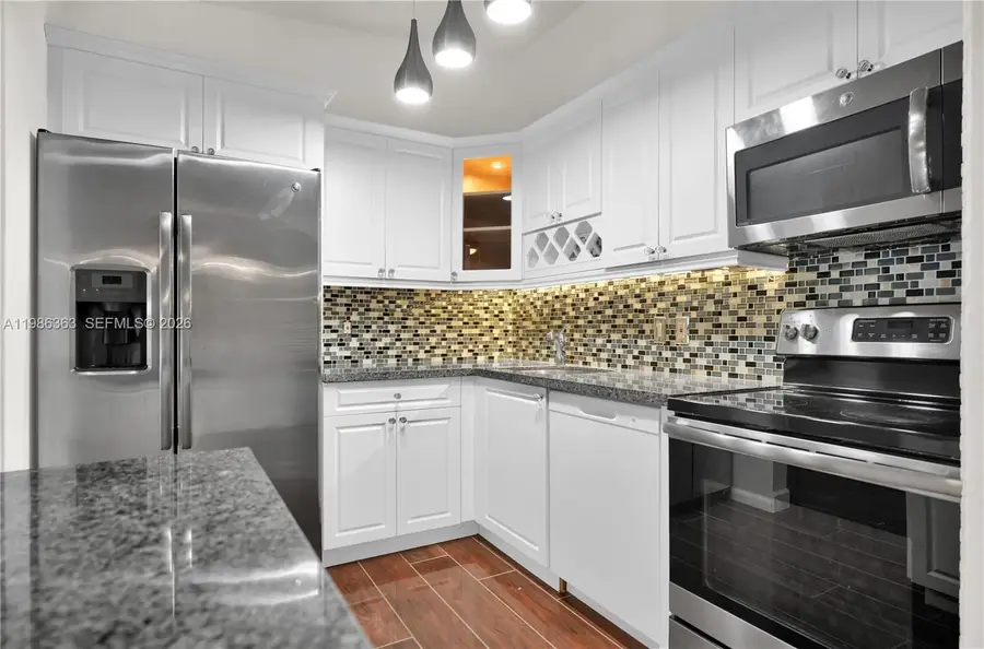 Address Withheld By Seller, Miami, FL 33179 - #3