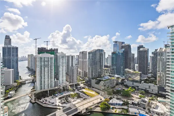 90 SW 3rd Street #4301, Miami, FL 33130