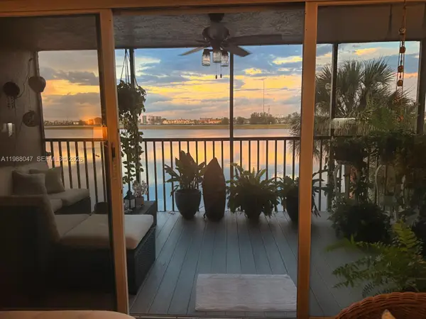 605 Ives Dairy Road #2057, Miami, FL 33179