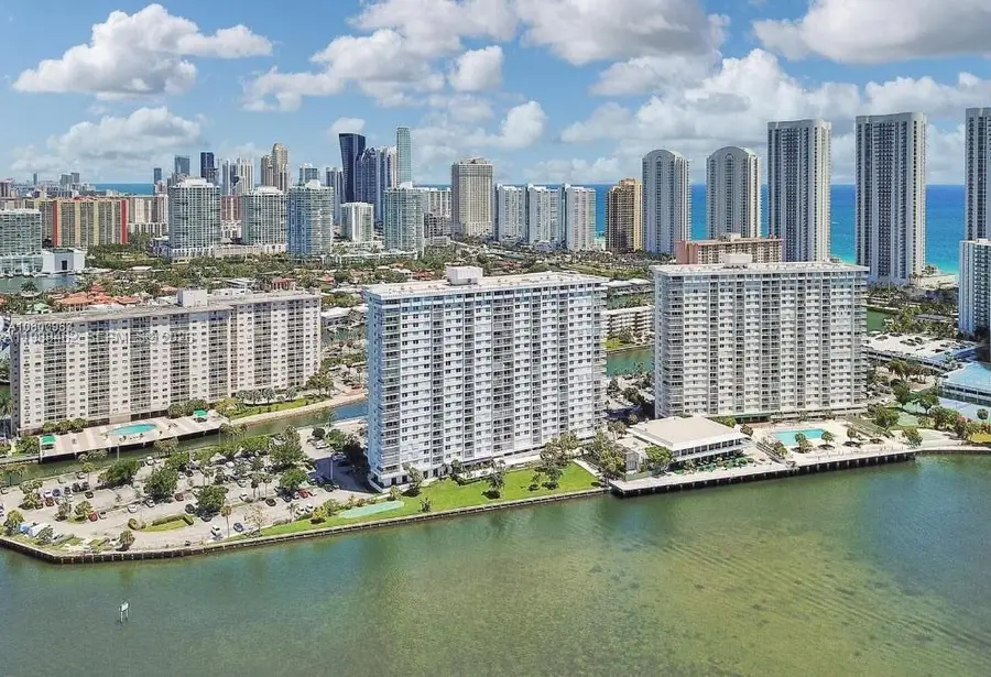 300 Bayview Drive #905, Sunny Isles Beach, FL 33160 - #2