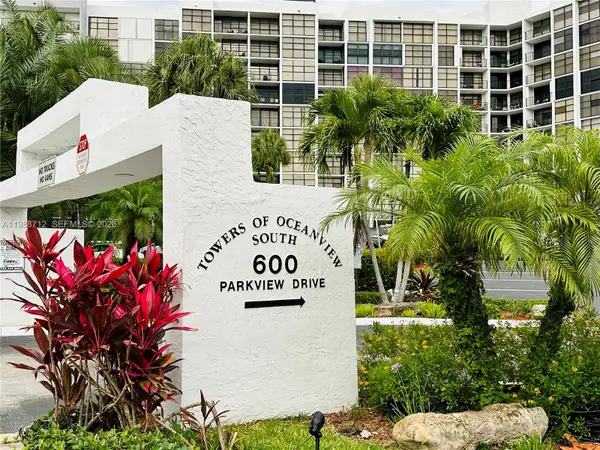 600 E Parkview Drive #316, Hallandale Beach, FL 33009