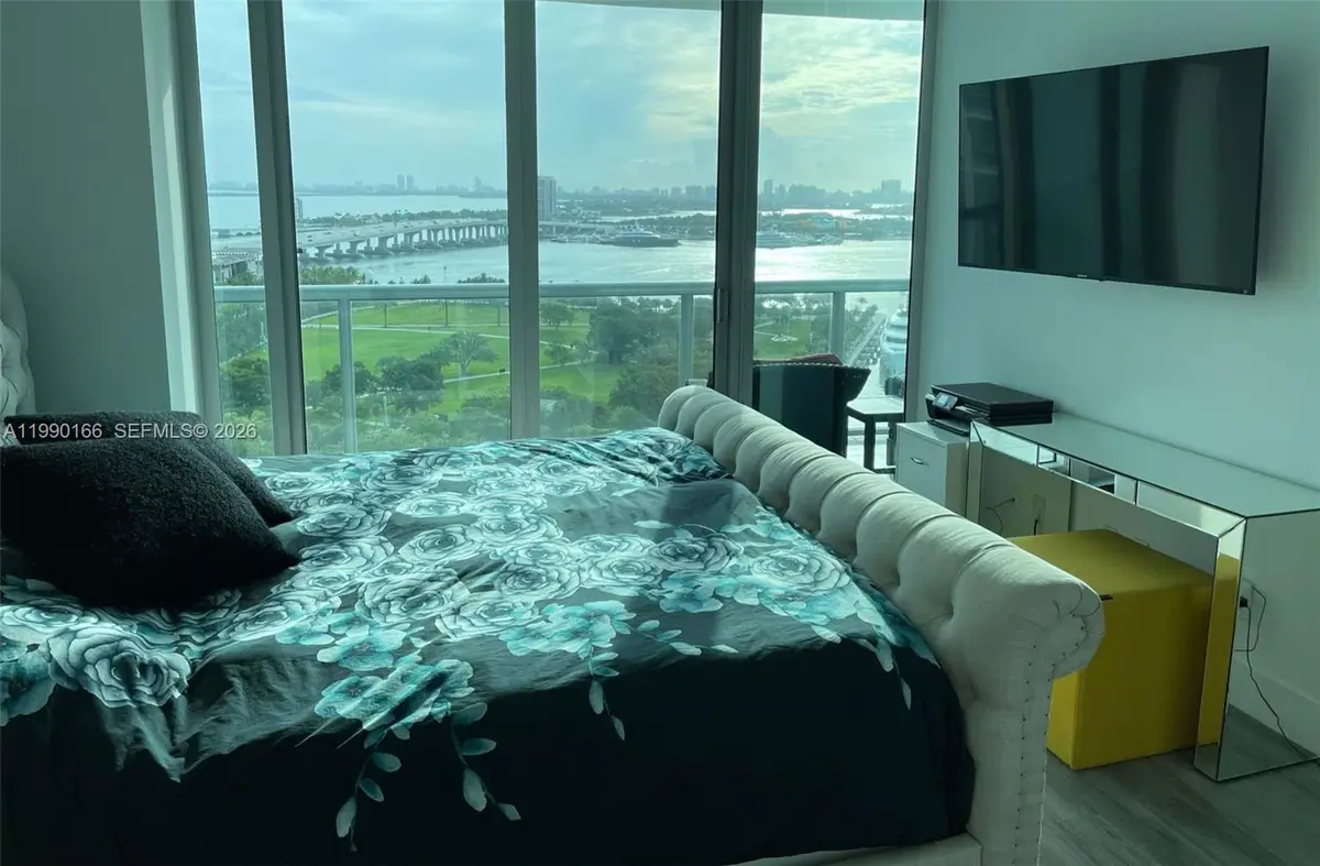 888 Biscayne Boulevard #1810, Miami, FL 33132 - #1