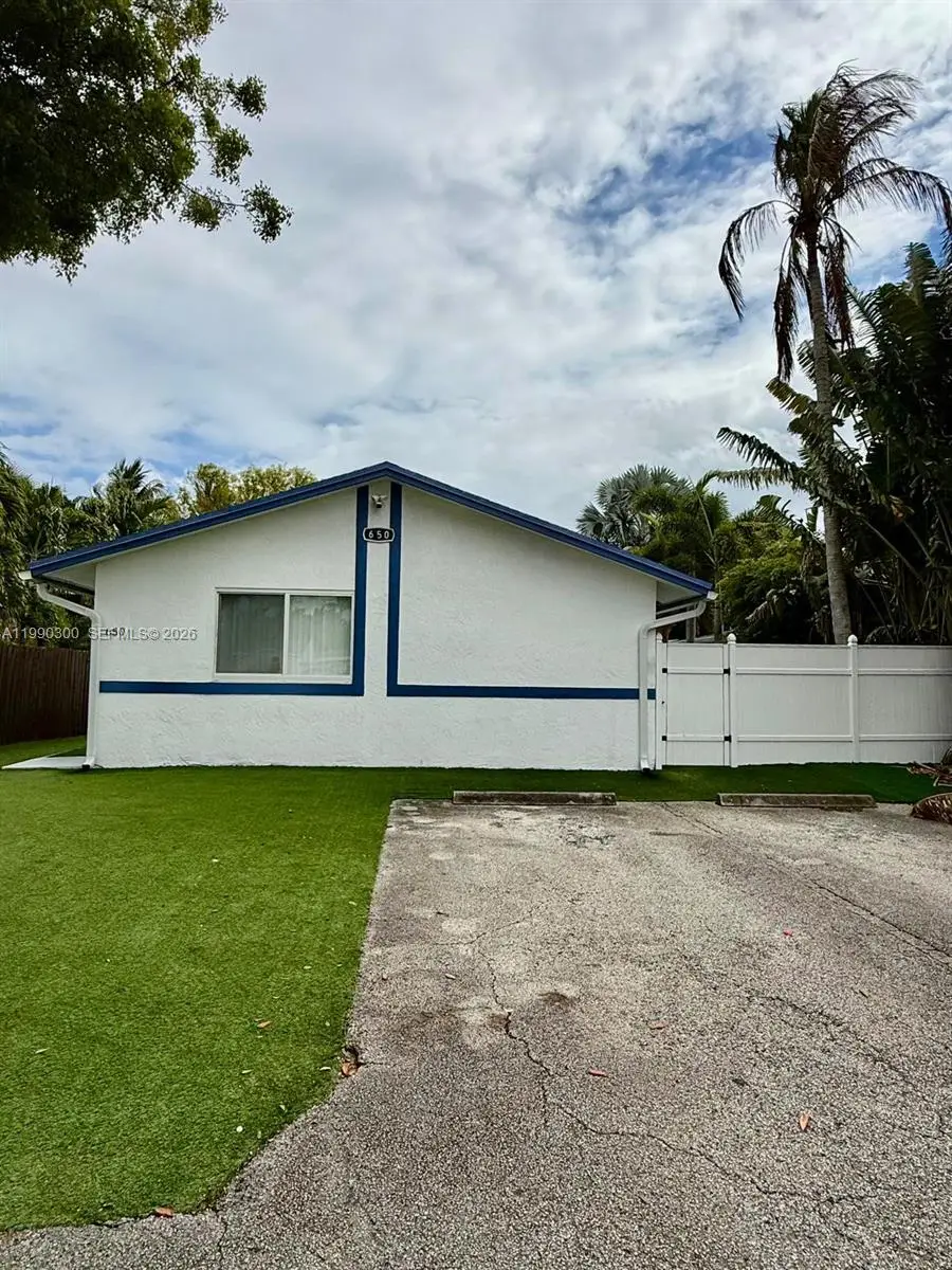 650 NE 15th Street, Fort Lauderdale, FL 33304 - #1