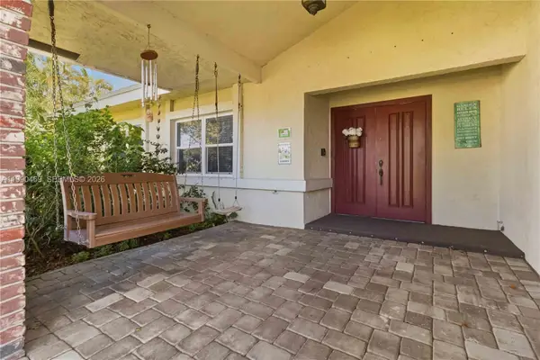 9521 NW 31st Place, Sunrise, FL 33351