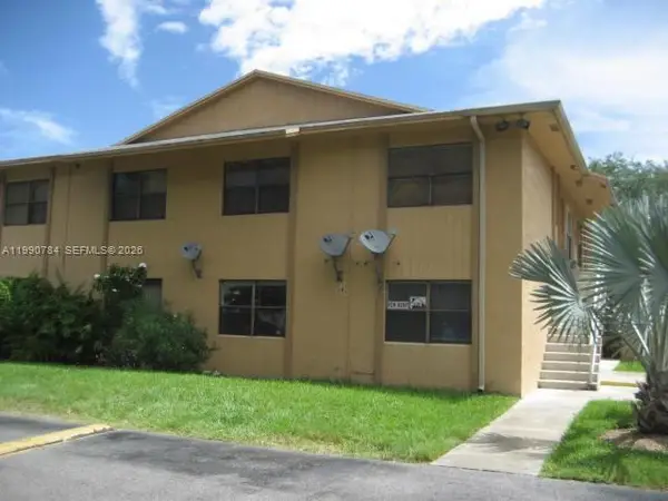 15328 SW 72 Street #814, Miami, FL 33193