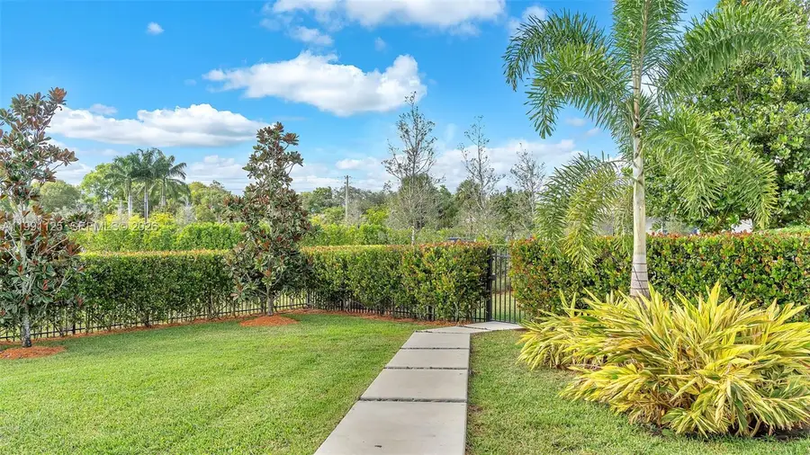 16772 Botaniko Drive S, Weston, FL 33326 - #3