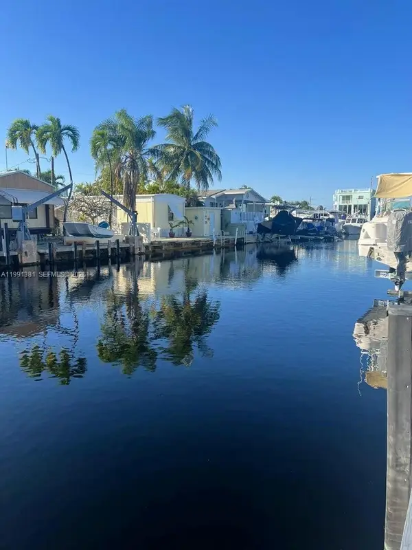 Address Withheld By Seller, Key Largo, FL 33037