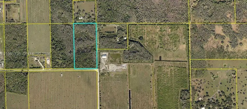 900 G Road, Labelle, FL 33935 - #1