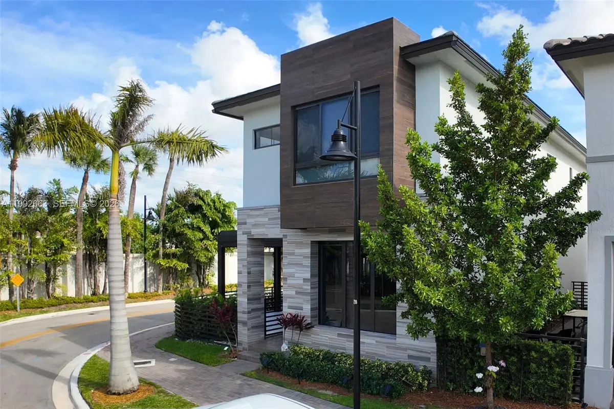 8002 NW 43rd Street, Doral, FL 33166 - #1