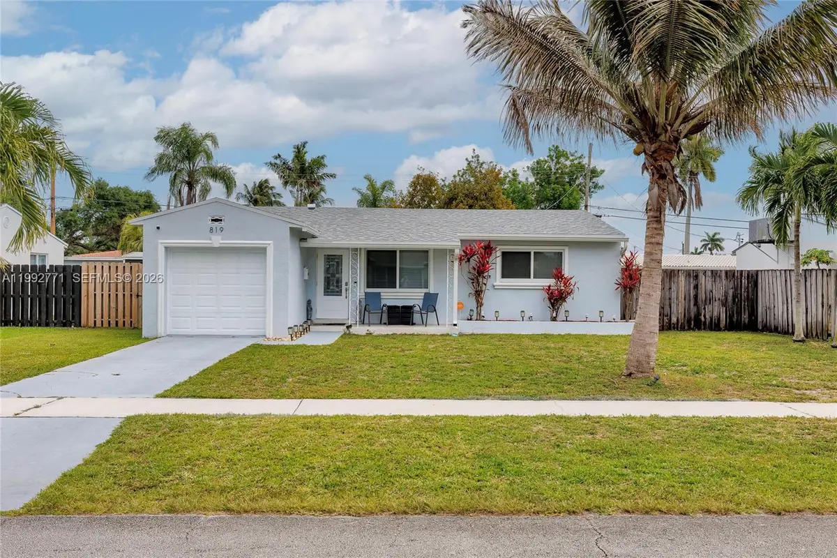 819 N 32nd Avenue, Hollywood, FL 33021 - #1