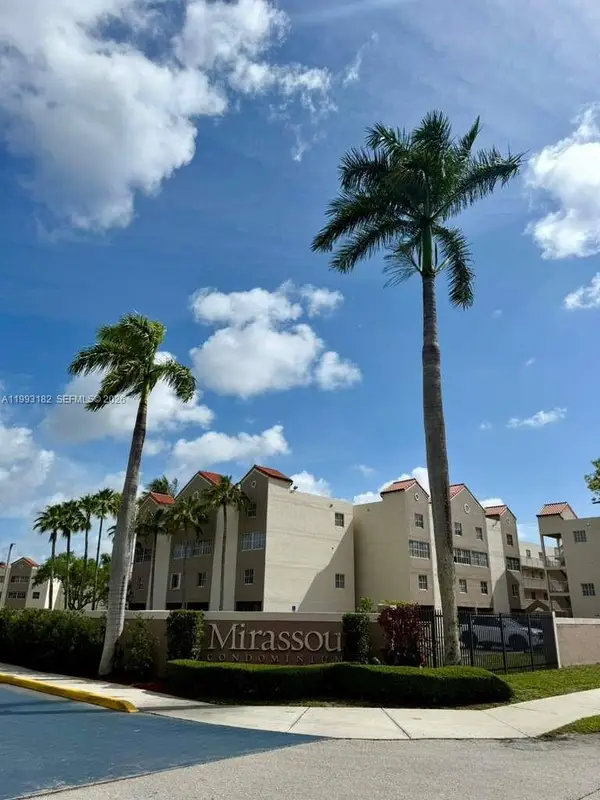 6115 NW 186th Street #104, Hialeah, FL 33015