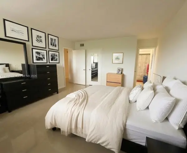 1881 Middle River Drive #704, Fort Lauderdale, FL 33305