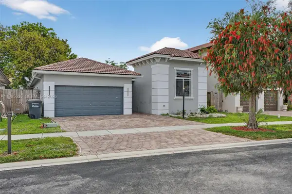 1281 NE 41st Place, Homestead, FL 33033