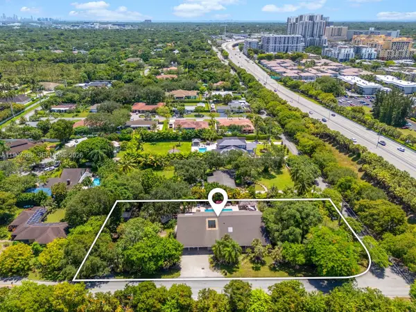 7990 SW 76th Avenue, Miami, FL 33143