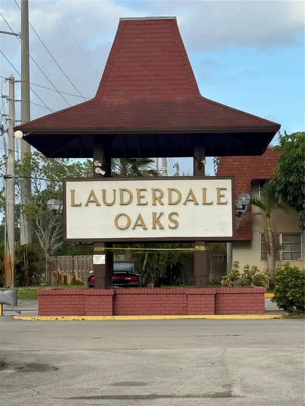 3091 NW 46th Avenue #205C, Lauderdale Lakes, FL 33313