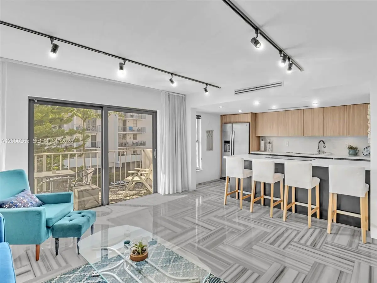 1300 Alton Road #3C, Miami Beach, FL 33139 - #1