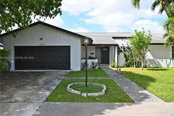 13931 SW 105th Street, Miami, FL 33186