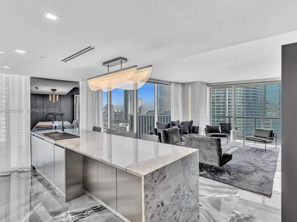 475 Brickell Avenue #2715, Miami, FL 33131