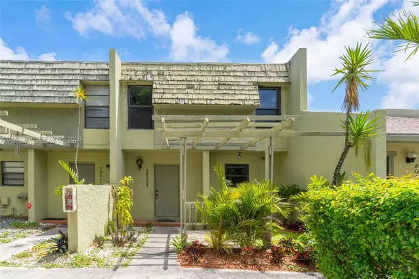 20509 NW 15 Avenue #52, Miami Gardens, FL 33169
